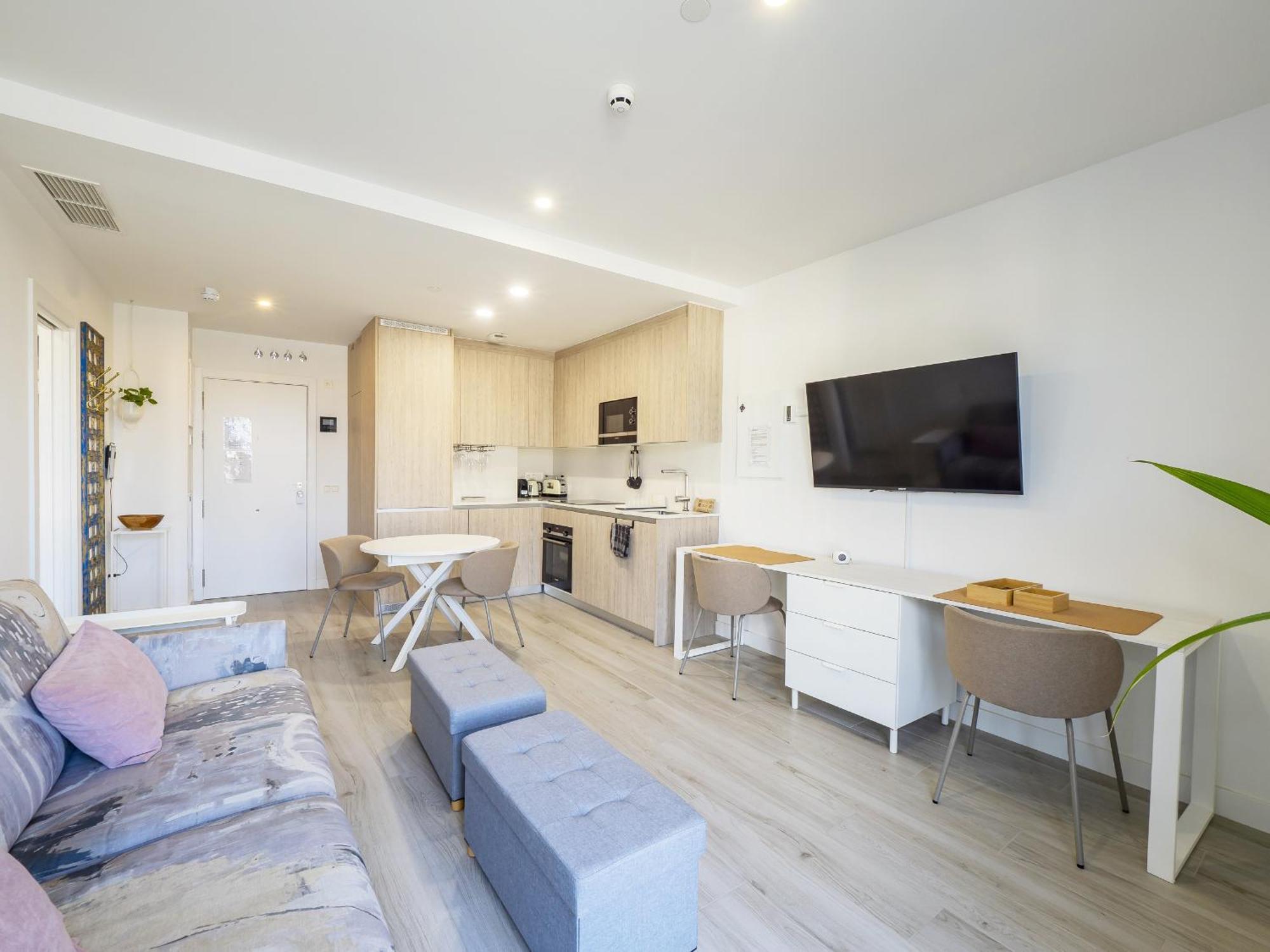 Cubo's Urban Sky Martiricos 14 Apartment *